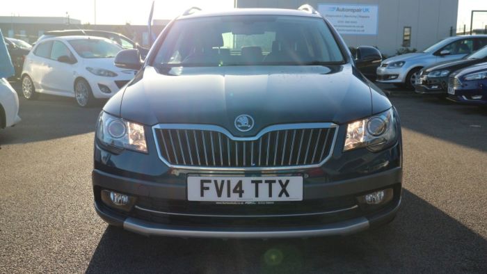 Skoda Superb 2.0 TOUR DE FRANCE TDI CR 5d 138 BHP Estate Diesel BLUE