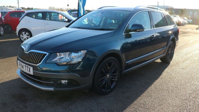 Skoda Superb 2.0 TOUR DE FRANCE TDI CR 5d 138 BHP Estate Diesel BLUE