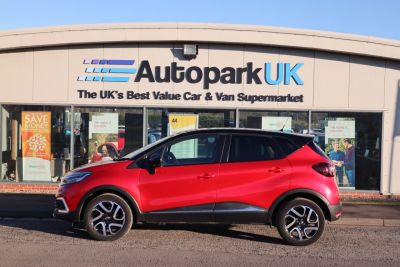 Renault Captur 1.5 DYNAMIQUE S NAV DCI 5d 110 BHP Hatchback Diesel RED/BLACKRenault Captur 1.5 DYNAMIQUE S NAV DCI 5d 110 BHP Hatchback Diesel RED/BLACK at Motor Finance 4u Tunbridge Wells