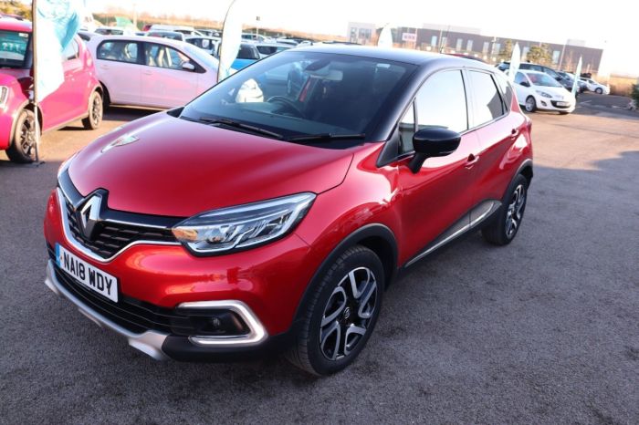 Renault Captur 1.5 DYNAMIQUE S NAV DCI 5d 110 BHP Hatchback Diesel RED/BLACK