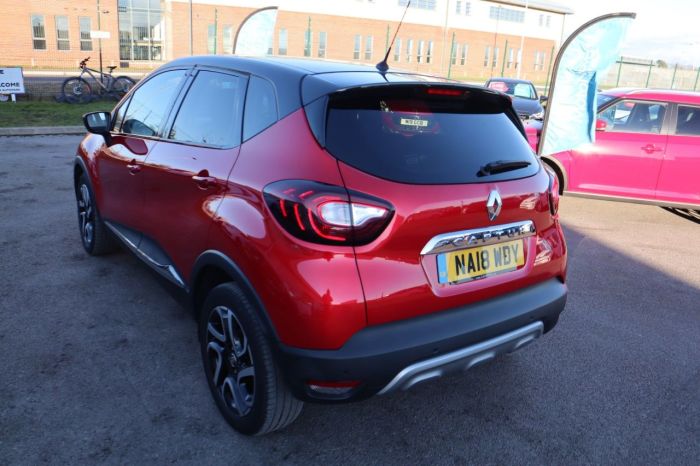 Renault Captur 1.5 DYNAMIQUE S NAV DCI 5d 110 BHP Hatchback Diesel RED/BLACK