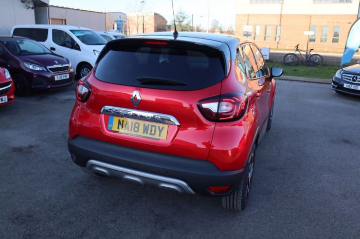 Renault Captur 1.5 DYNAMIQUE S NAV DCI 5d 110 BHP Hatchback Diesel RED/BLACK