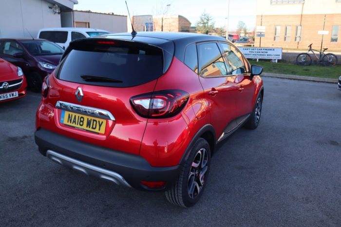 Renault Captur 1.5 DYNAMIQUE S NAV DCI 5d 110 BHP Hatchback Diesel RED/BLACK