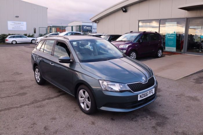 Skoda Fabia 1.2 SE TSI 5d 89 BHP Estate Petrol GREY