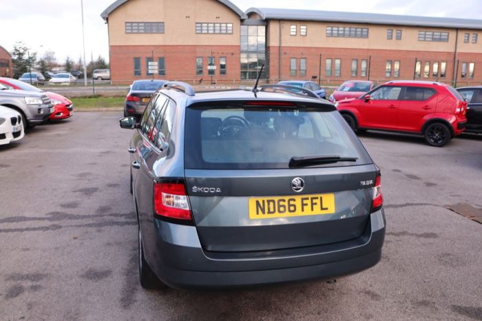 Skoda Fabia 1.2 SE TSI 5d 89 BHP Estate Petrol GREY