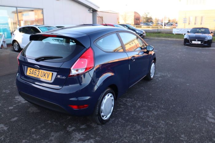 Ford Fiesta 1.2 STYLE 3d 59 BHP Hatchback Petrol BLUE