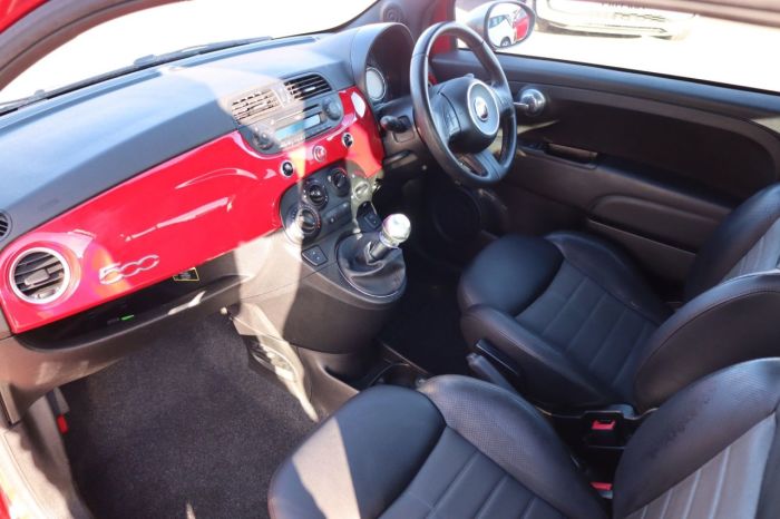 Fiat 500 1.2 STREET 3d 69 BHP Hatchback Petrol RED