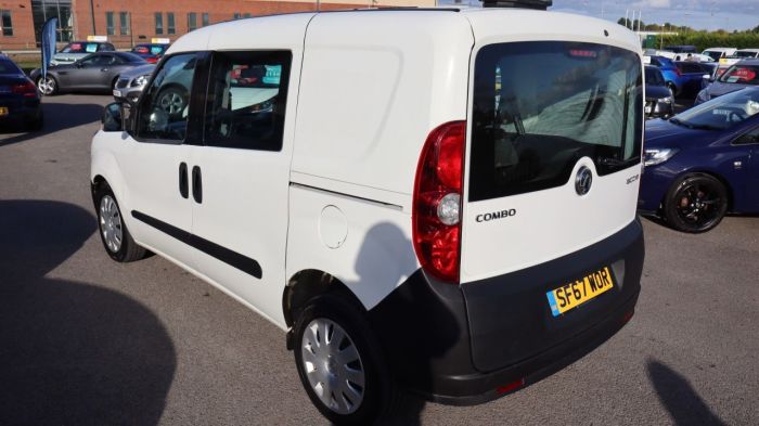 Vauxhall Combo 1.2 L1H1 2300 CDTI ECOFLEX S/S 95 BHP PANEL VAN Diesel WHITE