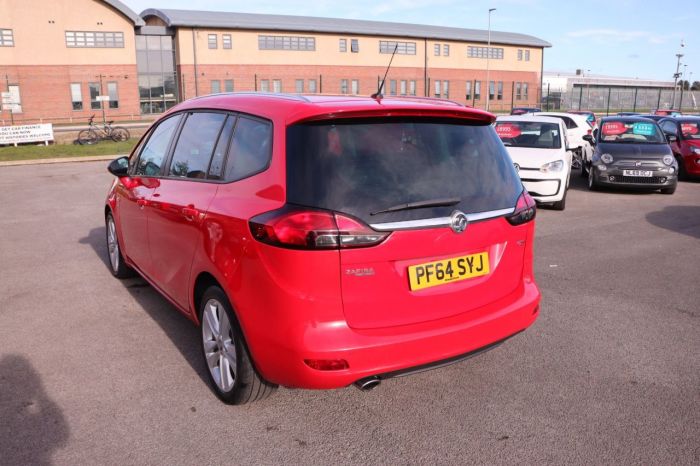 Vauxhall Zafira 2.0 SRI CDTI 5d 162 BHP MPV Diesel RED