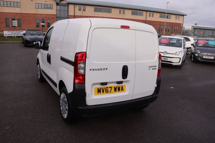 Peugeot Bipper 1.2 HDI PROFESSIONAL 79 BHP PANEL VAN Diesel WHITE