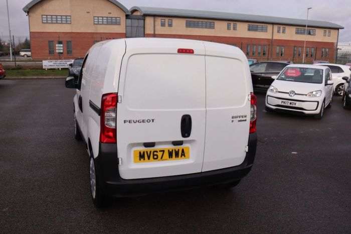 Peugeot Bipper 1.2 HDI PROFESSIONAL 79 BHP PANEL VAN Diesel WHITE