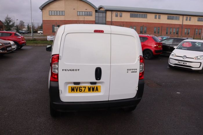 Peugeot Bipper 1.2 HDI PROFESSIONAL 79 BHP PANEL VAN Diesel WHITE