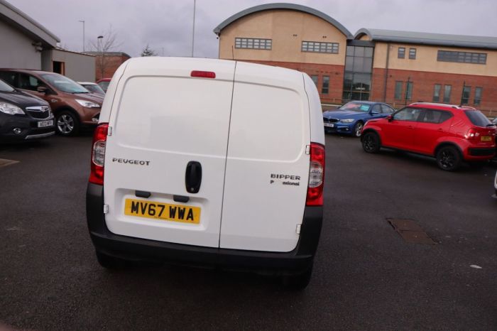 Peugeot Bipper 1.2 HDI PROFESSIONAL 79 BHP PANEL VAN Diesel WHITE