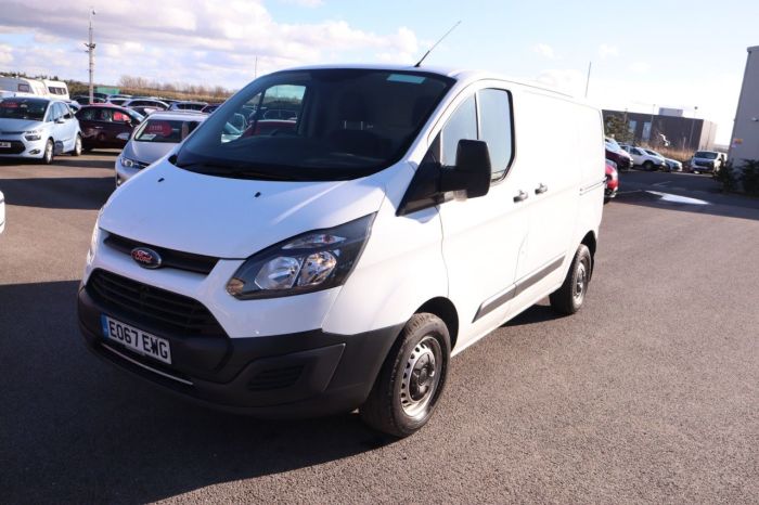 Ford Transit Custom 2.0 270 LR P/V 104 BHP PANEL VAN Diesel WHITE