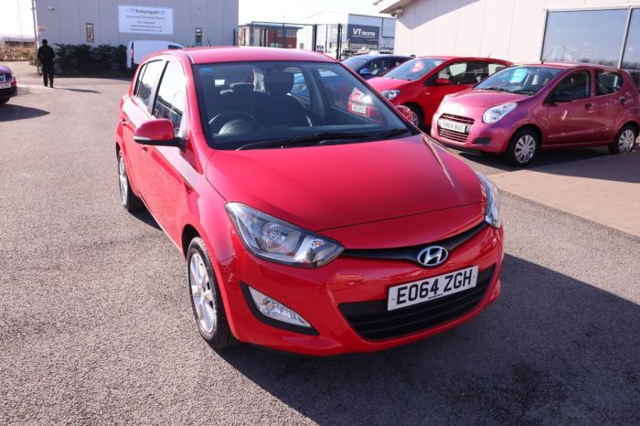 Hyundai i20 1.2 ACTIVE 5d 84 BHP Hatchback Petrol RED