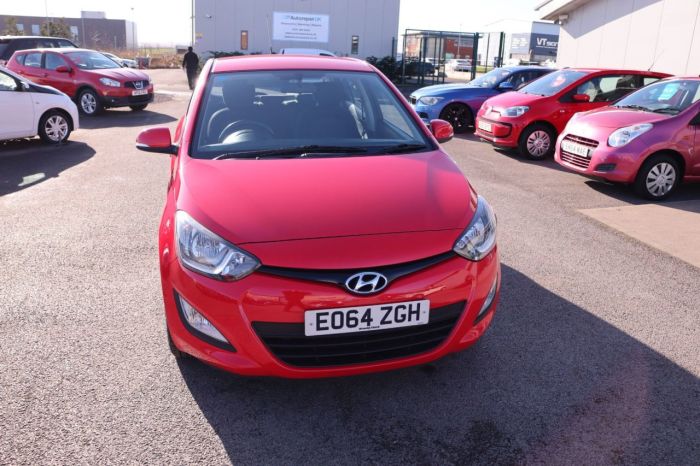 Hyundai i20 1.2 ACTIVE 5d 84 BHP Hatchback Petrol RED