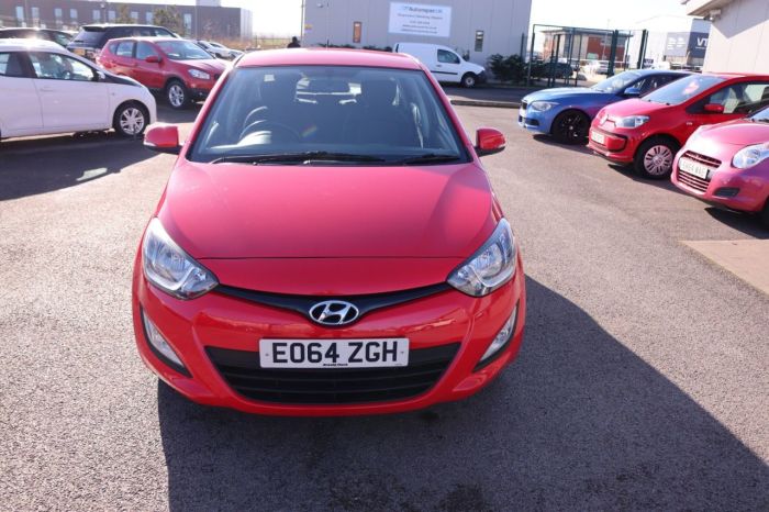 Hyundai i20 1.2 ACTIVE 5d 84 BHP Hatchback Petrol RED