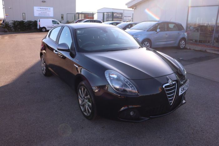 Alfa Romeo Giulietta 1.4 TB COLLEZIONE SPECIAL EDITION 5d 120 BHP Hatchback Petrol BLACK/GREY