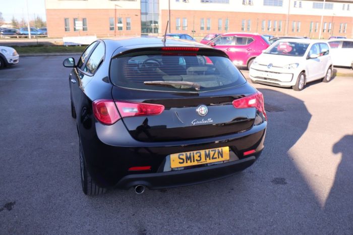 Alfa Romeo Giulietta 1.4 TB COLLEZIONE SPECIAL EDITION 5d 120 BHP Hatchback Petrol BLACK/GREY