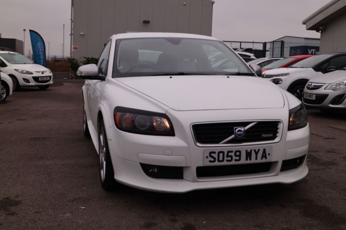 Volvo C30 1.6 R-DESIGN 3d 100 BHP Hatchback Petrol WHITE