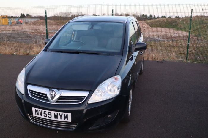 Vauxhall Zafira 1.6 DESIGN 5d 113 BHP MPV Petrol BLACK