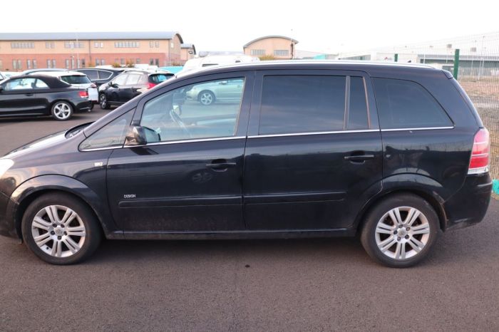 Vauxhall Zafira 1.6 DESIGN 5d 113 BHP MPV Petrol BLACK