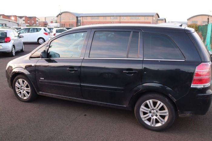 Vauxhall Zafira 1.6 DESIGN 5d 113 BHP MPV Petrol BLACK