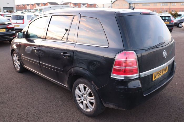 Vauxhall Zafira 1.6 DESIGN 5d 113 BHP MPV Petrol BLACK