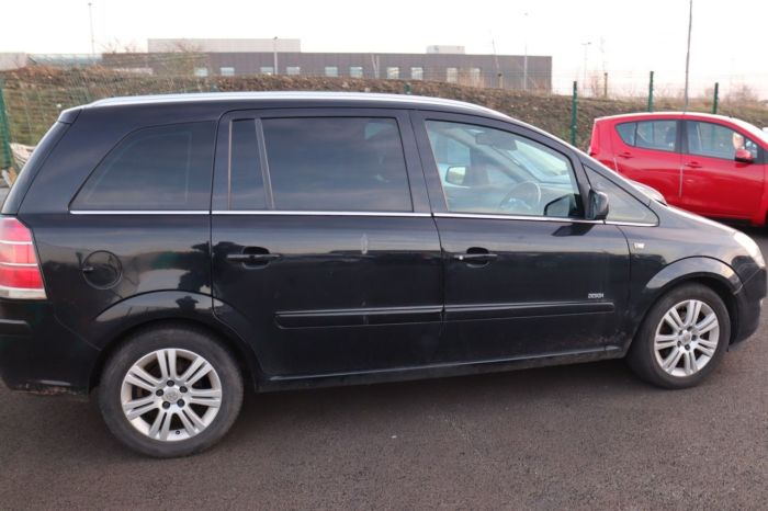 Vauxhall Zafira 1.6 DESIGN 5d 113 BHP MPV Petrol BLACK