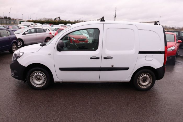 Mercedes-Benz Citan 1.5 109 CDI BLUEEFFICIENCY 90 BHP PANEL VAN Diesel WHITE