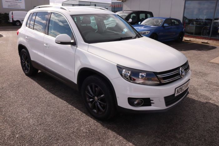 Volkswagen Tiguan 2.0 MATCH TDI BLUEMOTION TECHNOLOGY 4MOTION 5d 139 BHP All Terrain Diesel WHITE