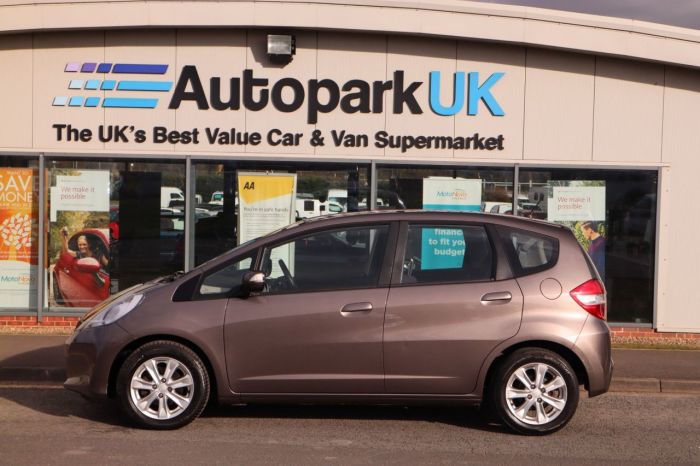 Honda Jazz 1.3 I-VTEC ES 5d 98 BHP Hatchback Petrol BROWN