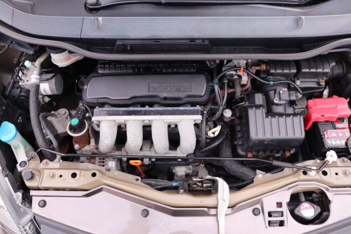 Honda Jazz 1.3 I-VTEC ES 5d 98 BHP Hatchback Petrol BROWN