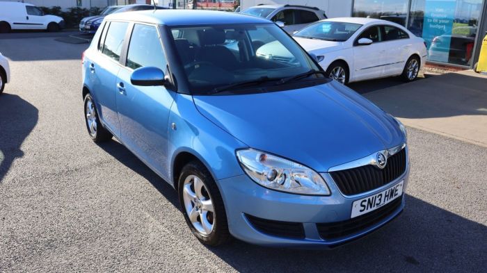 Skoda Fabia 1.2 SE 12V 5d 68 BHP Hatchback Petrol BLUE