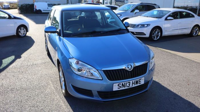 Skoda Fabia 1.2 SE 12V 5d 68 BHP Hatchback Petrol BLUE