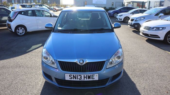 Skoda Fabia 1.2 SE 12V 5d 68 BHP Hatchback Petrol BLUE