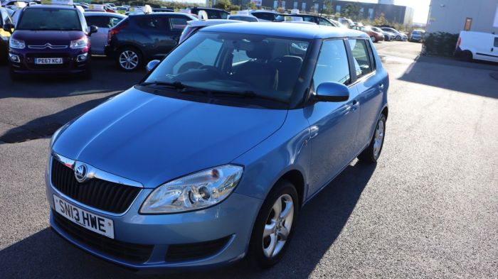 Skoda Fabia 1.2 SE 12V 5d 68 BHP Hatchback Petrol BLUE