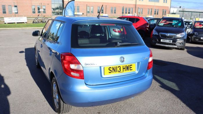 Skoda Fabia 1.2 SE 12V 5d 68 BHP Hatchback Petrol BLUE