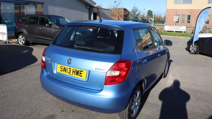 Skoda Fabia 1.2 SE 12V 5d 68 BHP Hatchback Petrol BLUE