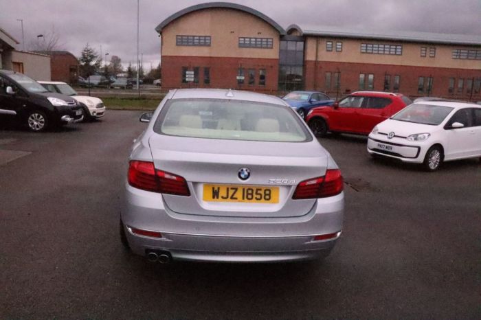 BMW 5 Series 2.0 520D LUXURY 4d 181 BHP Saloon Diesel SILVER