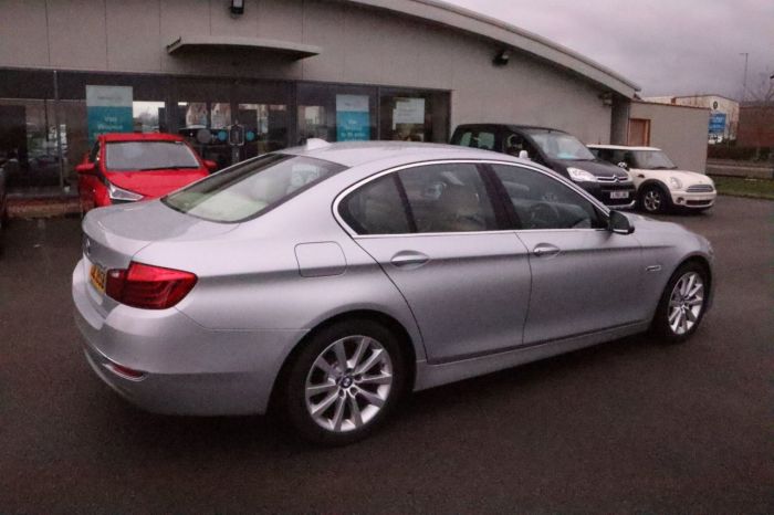 BMW 5 Series 2.0 520D LUXURY 4d 181 BHP Saloon Diesel SILVER