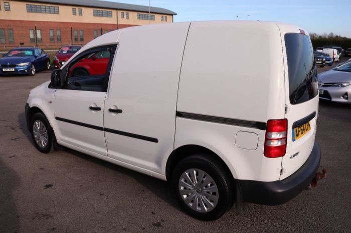 Volkswagen Caddy 1.6 C20 PLUS TDI STARTLINE 101 BHP PANEL VAN Diesel WHITE