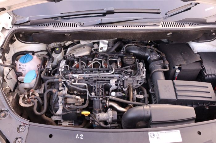 Volkswagen Caddy 1.6 C20 PLUS TDI STARTLINE 101 BHP PANEL VAN Diesel WHITE