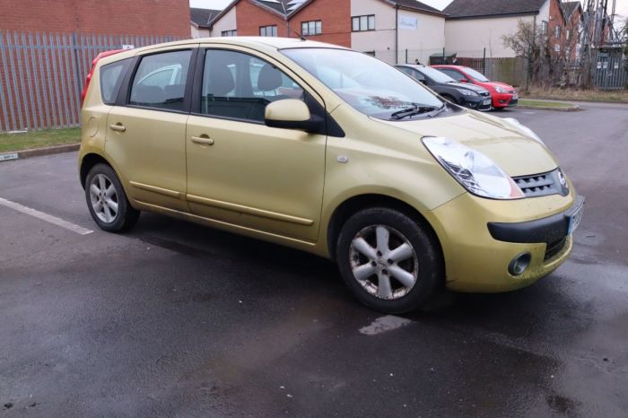 Nissan Note 1.4 SE 5d 87 BHP Hatchback Petrol YELLOW