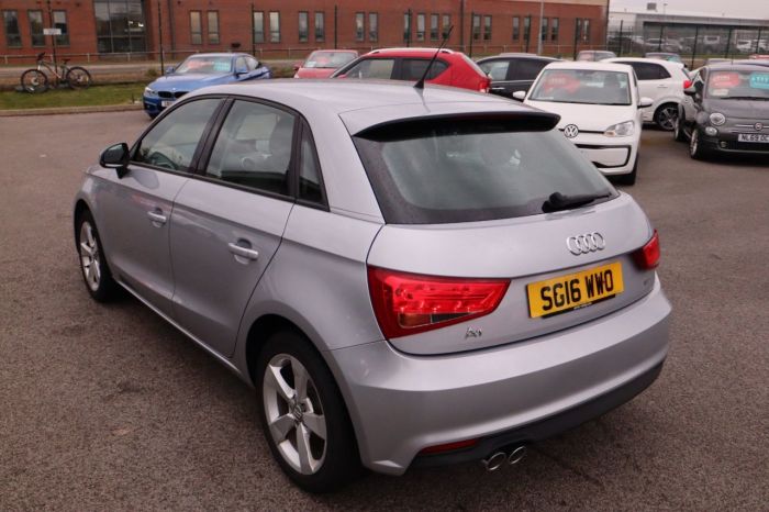 Audi A1 1.4 SPORTBACK TFSI SPORT 5d 123 BHP Hatchback Petrol SILVER