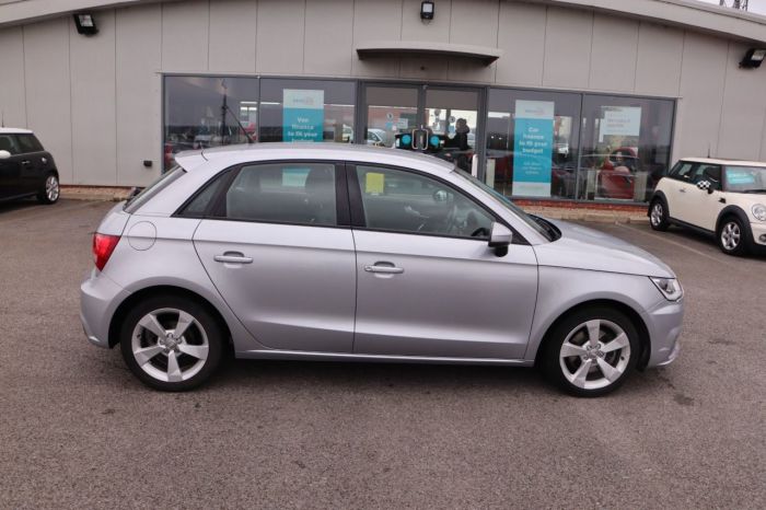 Audi A1 1.4 SPORTBACK TFSI SPORT 5d 123 BHP Hatchback Petrol SILVER