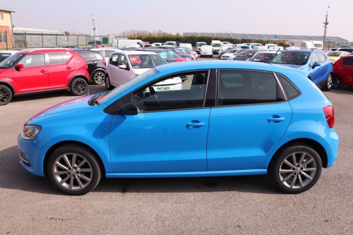 Volkswagen Polo 1.4 SE DESIGN TDI BLUEMOTION 5d 75 BHP Hatchback Diesel BLUE