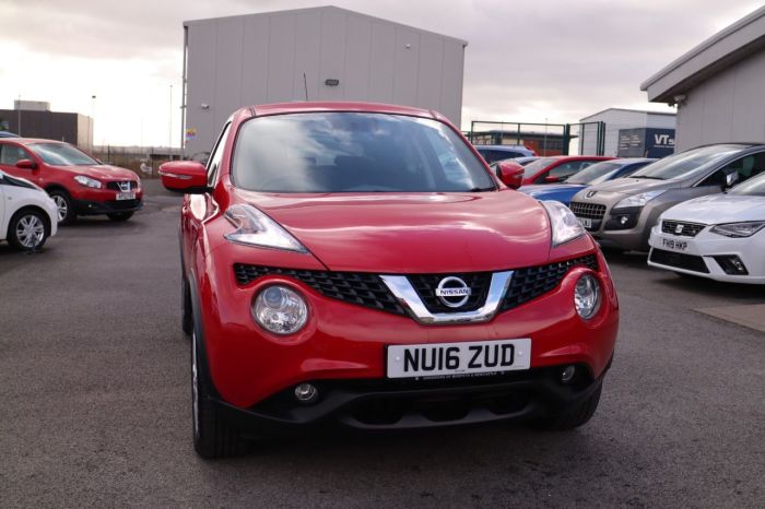 Nissan Juke 1.5 ACENTA DCI 5d 110 BHP Hatchback Diesel RED