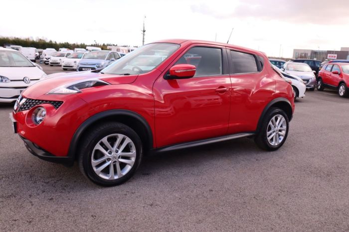 Nissan Juke 1.5 ACENTA DCI 5d 110 BHP Hatchback Diesel RED