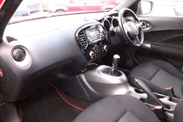 Nissan Juke 1.5 ACENTA DCI 5d 110 BHP Hatchback Diesel RED